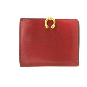 Gucci Red Leather Bi-fold Wallet with Engraved 'GUCCI' Horseshoe Accent